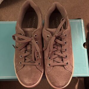 Skechers Women's Taupe Sneakers